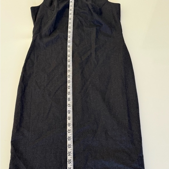 BANANA REPUBLIC Gray 95% Wool stretch Dress Size 4 Made in Italy - Picture 4 of 8